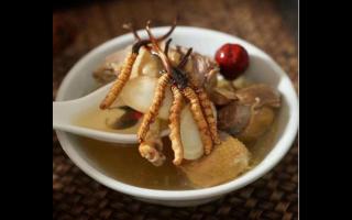 冬蟲夏草味道獨(dú)特，做過烤魚嗎？